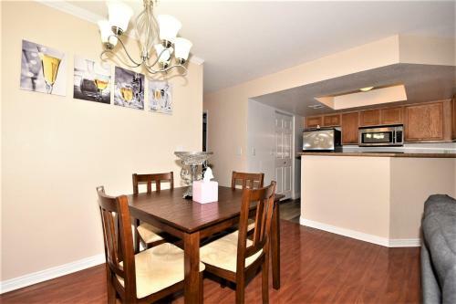 Apartamento Lovely 2 Bedroom Condo With Indoor Fireplace