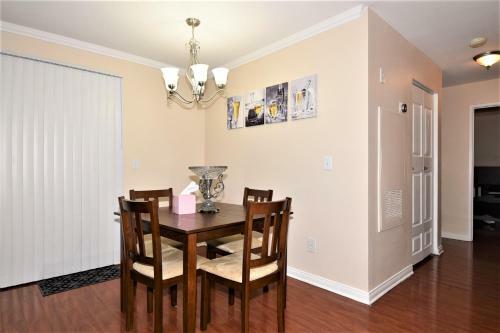 Apartamento Lovely 2 Bedroom Condo With Indoor Fireplace