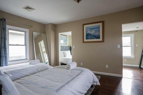 New 4br In AC Quiet Island +central Location