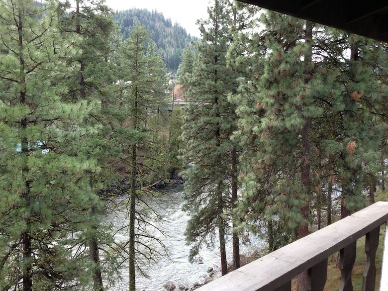 Posada Alpine Rivers Inn