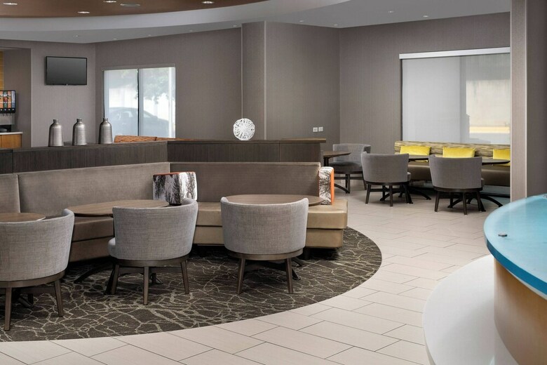 Hotel Springhill Suites By Marriott Alexandria