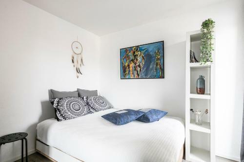 Apartamento Studio Calme, Avec Balcon Et Parking
