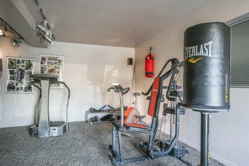 G�te de L'ardoisier The Slaty Place