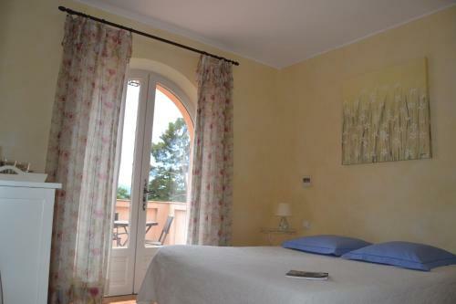 Bed & Breakfast Le Mazet Des M�res