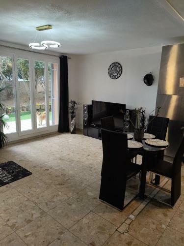 Apartamento T2 Avec Piscine Et Jacuzzi A Grimaud