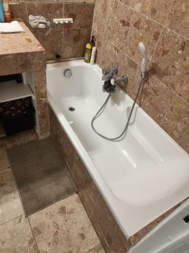 Apartamento T2 Avec Piscine Et Jacuzzi A Grimaud