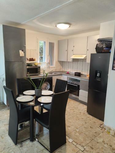 Apartamento T2 Avec Piscine Et Jacuzzi A Grimaud