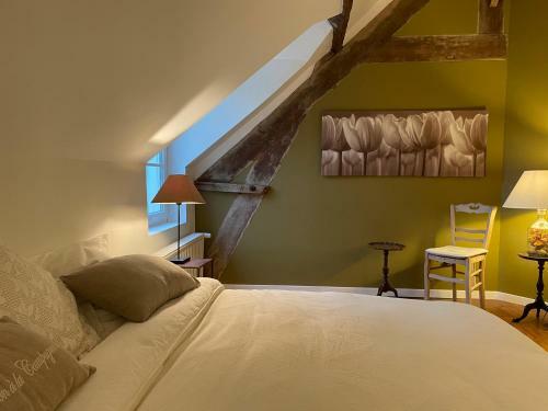Hostal La Maison Blanche