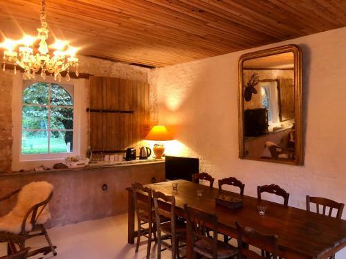 Hostal La Maison Blanche
