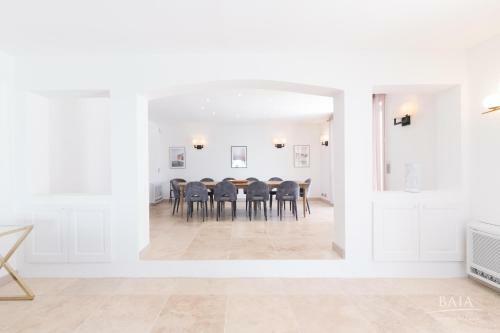 Luxury Villas At Grimaud