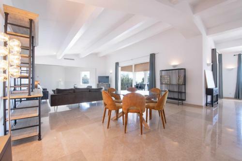 Luxury Villas At Grimaud