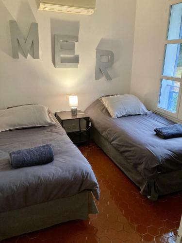 Les Restanques Maison Des Ch�nes Aper�ue Mer