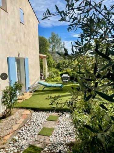 Les Restanques Maison Des Ch�nes Aper�ue Mer