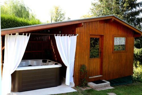 Le G�te Du Chat Bott� - Spa Et Nature