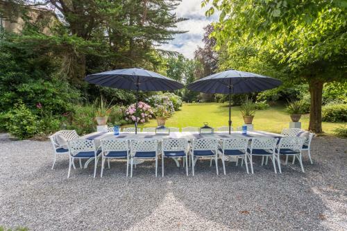 Hostal Chateau D'estrac