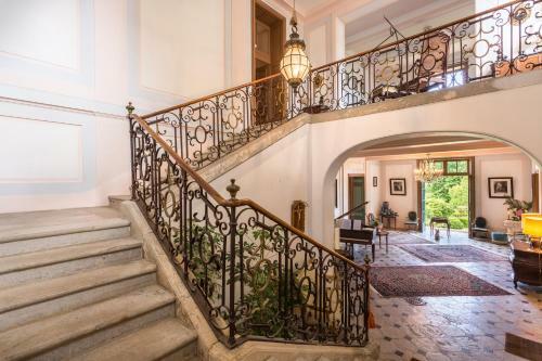 Hostal Chateau D'estrac