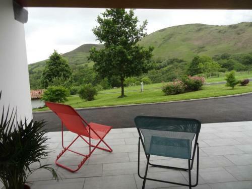 G�te Hasparren, 4 Pi�ces, 6 Personnes - Fr-1-384-334