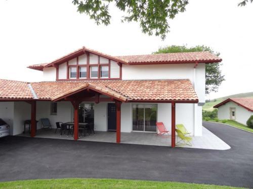 G�te Hasparren, 4 Pi�ces, 6 Personnes - Fr-1-384-334