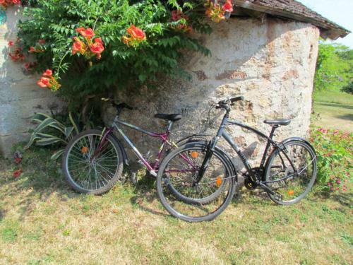 G�te Hautefort, 2 Pi�ces, 2 Personnes - Fr-1-616-164