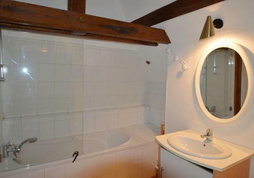 Masion Des Pr�s