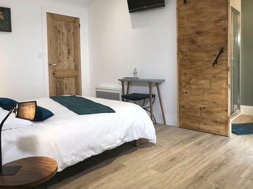 Hostal � Joly Valois