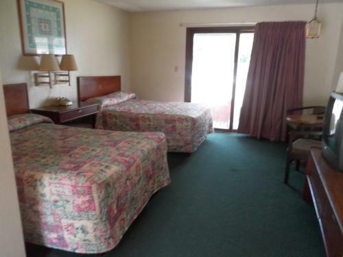 Tide Water Motel Hayes