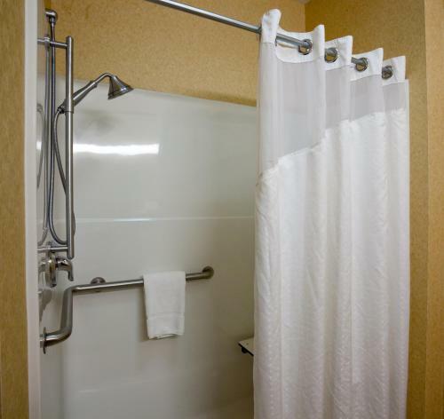 Holiday Inn Express Hotel & Suites Sioux Falls-brandon