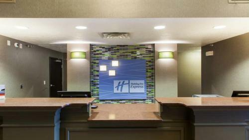 Holiday Inn Express Hotel & Suites Sioux Falls-brandon