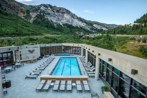Cliff Lodge And Spa