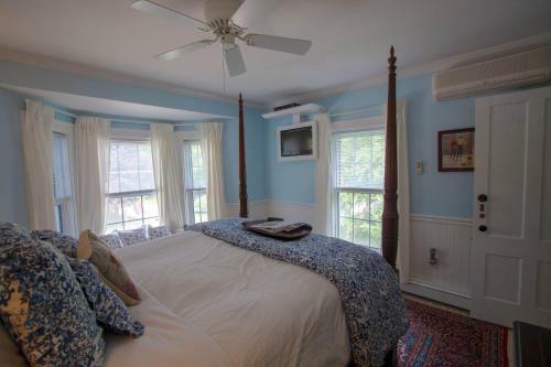 Phineas Swann Bed & Breakfast Inn