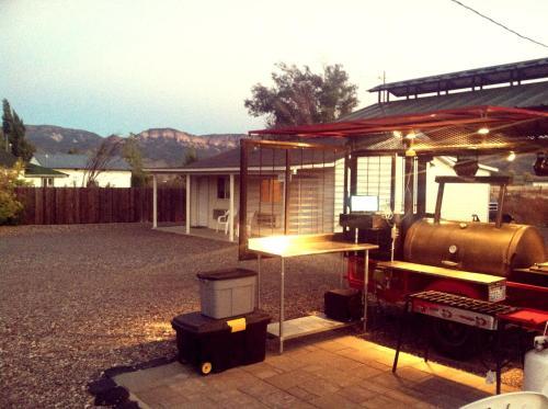 Bunkhouse Motel