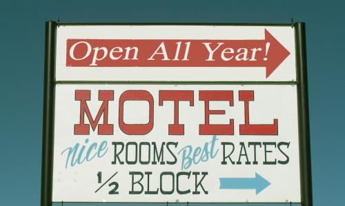 Bunkhouse Motel