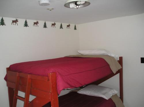 Posada Cooper Hill Inn