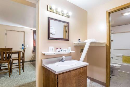 Motel High Desert Lodge