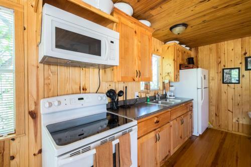 River Bluff Cabins