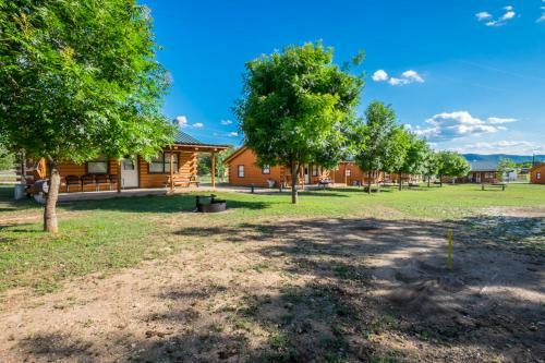 River Bluff Cabins