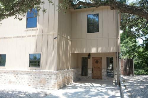 River Bluff Cabins