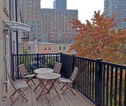 Riverhouse Extended Stay Apartment