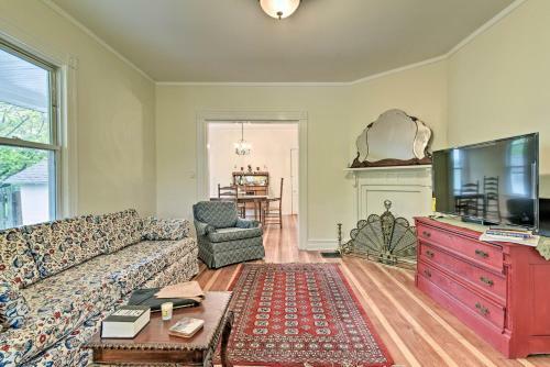 Millburn House With Deck - Walk To Nyc Transit!
