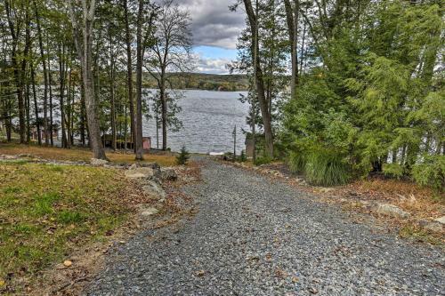 Spacious Lakefront Retreat With Deck And Views!