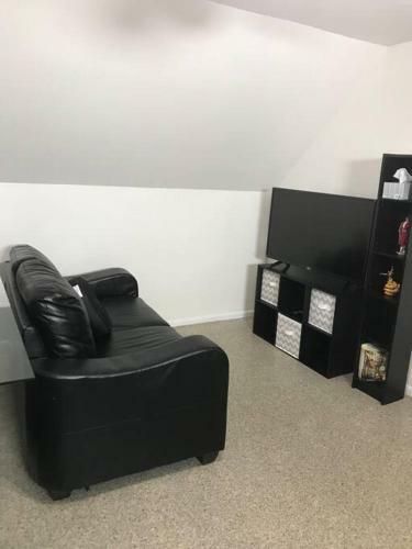 Apartamento Updated 2br 1bath Parking /close To Everything