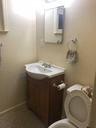 Apartamento Updated 2br 1bath Parking /close To Everything