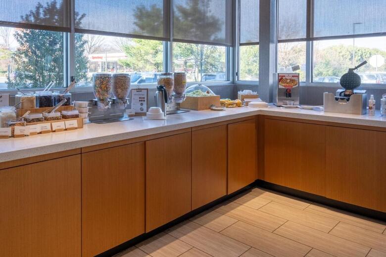 Hotel Springhill Suites By Marriott Woodbridge