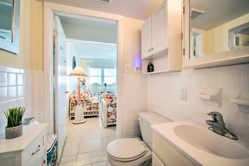 Apartamento Charming Beachfront Condo Less Than 3 Miles To Boardwalk!