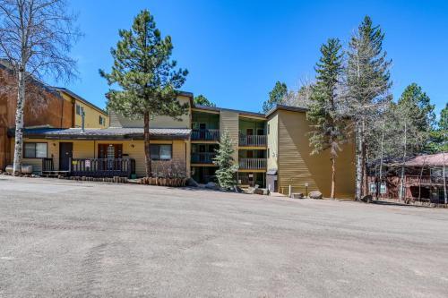 Wren Apartments