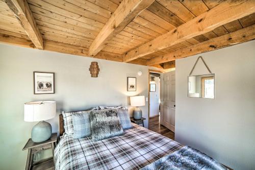Angel Fire Retreat With Mtn Views About 2 Mi To Ski