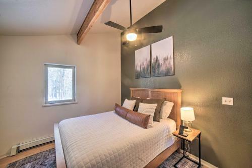 Stylish, Serene Angel Fire Cabin With Hot Tub!