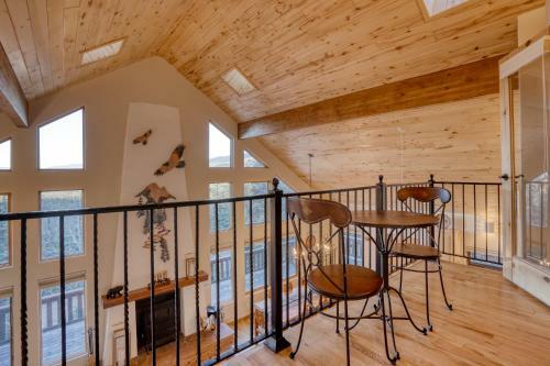 Upscale Angel Fire Cabin With Deck Ski Nearby!