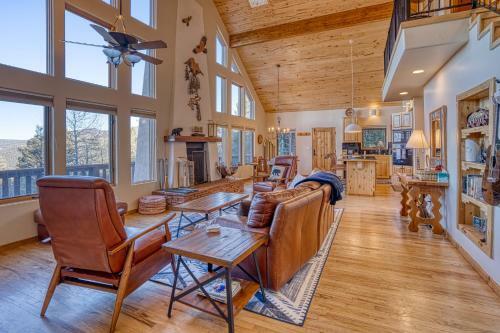 Upscale Angel Fire Cabin With Deck Ski Nearby!