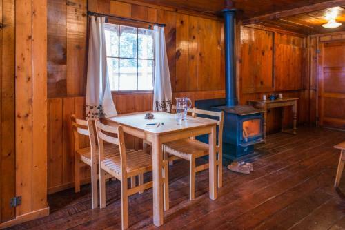 Corkins Lodge